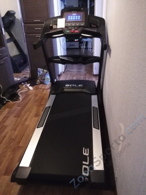 Sole 85 Treadmill