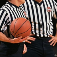 Как работают официальные судьи в баскетболе?